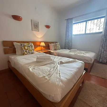 Alta Oura Apartment
